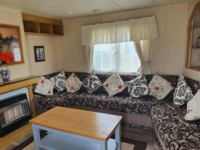 Family Caravan Sandhills 117